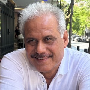 احمد فاضل فرهود: ألوان