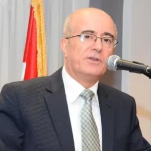 أنطوان القزي: بعد مئة سنة.. عائدٌ إلى نبيّ أورفليس؟!