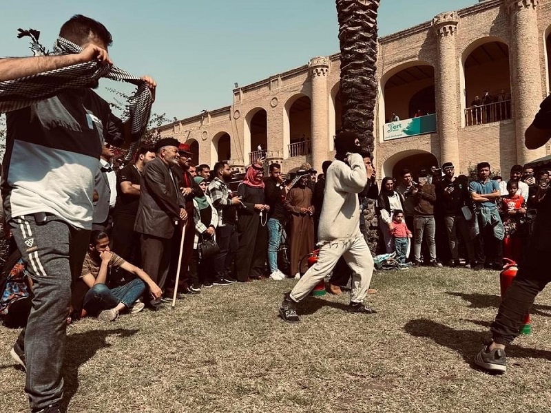 4927 مسرحية