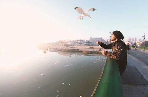 فنان يلاحق ماخفي من جمال بغداد